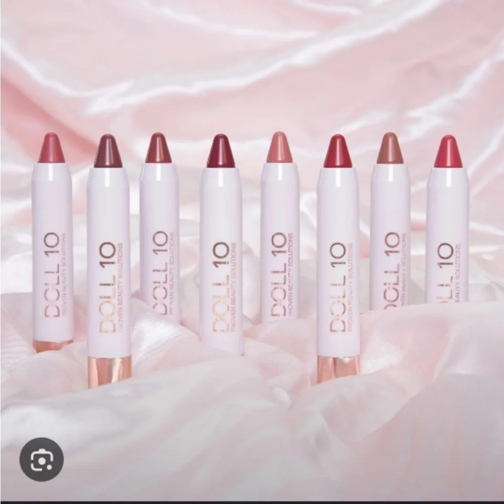 Doll 10 Proven beauty solutions color Enjoy Life lip crayon 2.4g  lip stick